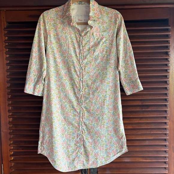 Jacob’s and Jacob’s hand tailored from paris S button down tunic or coverup. - Picture 1 of 11